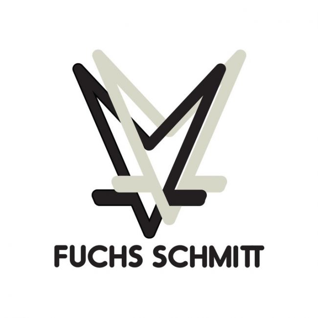 Um der neuen Fokussierung auf DOB und HAKA Rechnung zu tragen, wurde flankierend zur Kollektionserstellung ein Rebranding initiiert und das Fuchs Schmitt-Logo redesigned. Der "Doppel-Fuchskopf