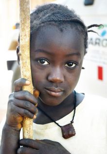 Mädchen in Guinea-Bissau / Weiterer Text über ots und www.presseportal.de/nr/56543 / Die Verwendung dieses Bildes ist für redaktionelle Zwecke unter Beachtung ggf. genannter Nutzungsbedingungen honorarfrei. Veröffentlichung bitte mit Bildrechte-Hinweis.