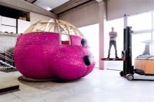 Der Pink Bear Pavillon auf dem Kulturfestival altonale: Die University of Europe for Applied Sciences kooperiert mit Künstler LUAP