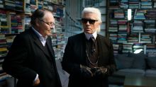 Designer Karl Lagerfeld (r.) im Gespräch mit Filmemacher Gero von Boehm (l.). / Weiterer Text über ots und www.presseportal.de/nr/6348 / Die Verwendung dieses Bildes für redaktionelle Zwecke ist unter Beachtung aller mitgeteilten Nutzungsbedingungen zulässig und dann auch honorarfrei. Veröffentlichung ausschließlich mit Bildrechte-Hinweis.