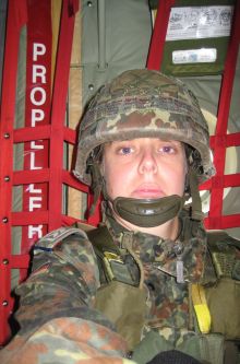 Traumatisierte Einsatzveteranen kämpfen um Anerkennung und Entschädigung durch Bundeswehr Traumatisierte Einsatzveteranen kämpfen um Anerkennung und Entschädigung durch Bundeswehr