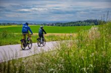 Sommer aktiv im Bayerischen Thermenland / Sanfter Sport und perlendes Thermalwasser sind Balsam für Körper und Seele Sommer aktiv im Bayerischen Thermenland / Sanfter Sport und perlendes Thermalwasser sind Balsam für Körper und Seele